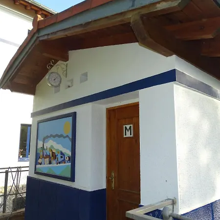- La Vieja Estacion - Cerca De Bilbao * Castro Urdiales