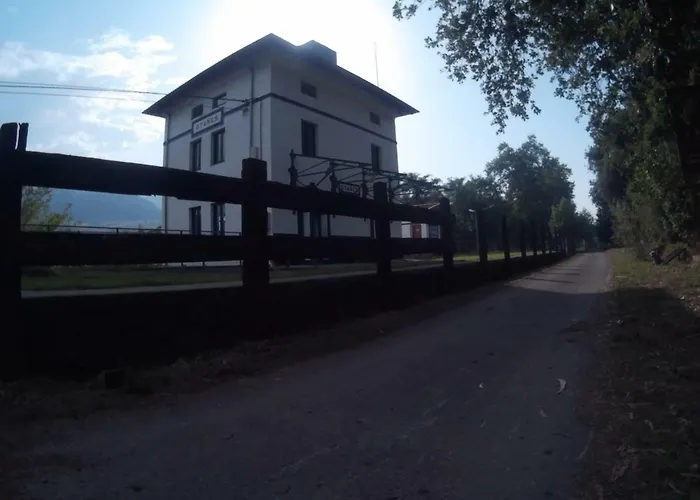 - La Vieja Estacion - Cerca De Bilbao Castro Urdiales